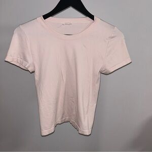 Aritzia - Smooth Seamless T-Shirt
